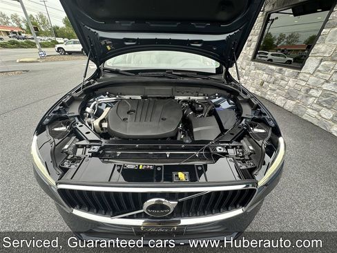 Used 2022 Volvo XC60 B5 Momentum w/ Climate Package AWD/4WD image 27
