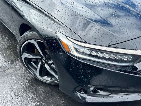 Used 2022 Honda Accord Sport image 2