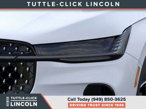 New 2026 Lincoln Nautilus Premier image 18