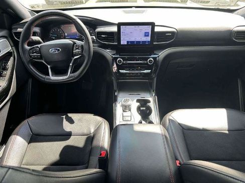 Certified 2023 Ford Explorer ST-Line AWD/4WD image 14