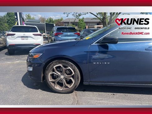 Used 2022 Chevrolet Malibu LT FWD image 16