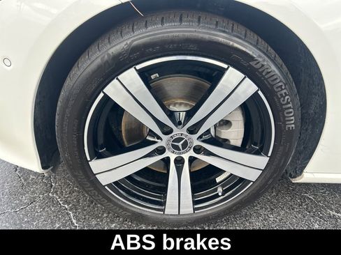 Used 2025 Mercedes-Benz C 300 Sedan image 19