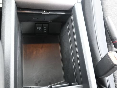 Used 2023 Honda Ridgeline Sport image 8