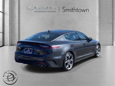 Used 2021 Kia Stinger GT1 image 6