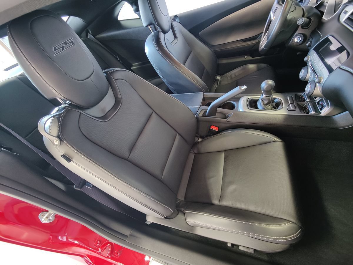 Used 2012 Chevrolet Camaro SS w/ RS Package RWD image 20