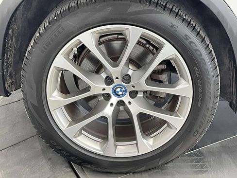 Used 2022 BMW X5 xDrive45e w/ Luxury Seating Package AWD/4WD image 13