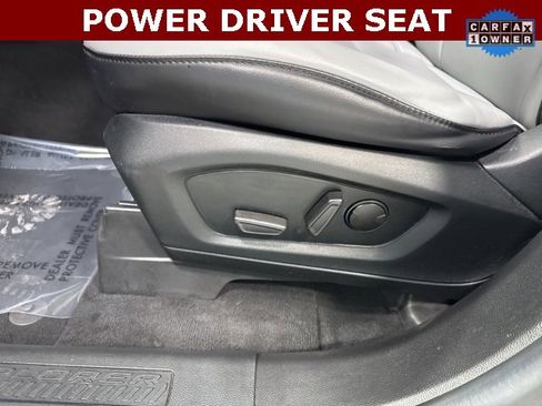 Used 2021 Ford Explorer XLT w/ Equipment Group 202A image 6