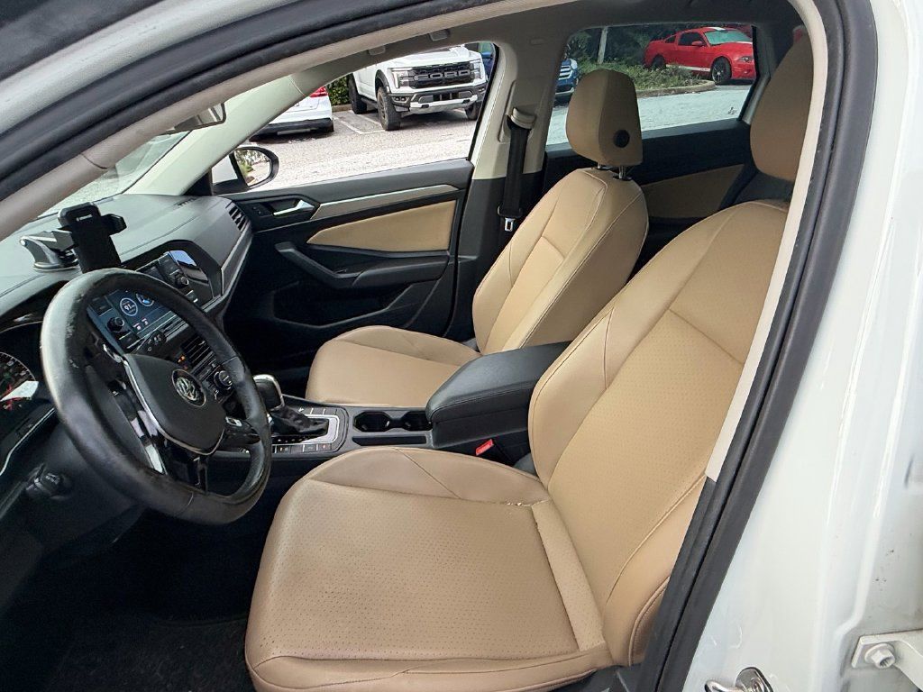Used 2019 Volkswagen Jetta FWD image 10
