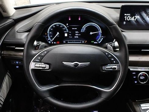 Used 2023 Genesis G80 image 27