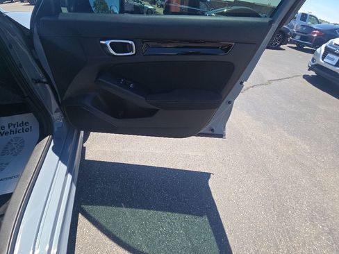 Used 2024 Honda Civic EX image 31