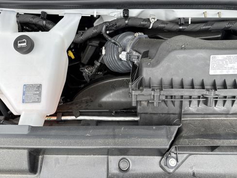 New 2025 GMC Savana 3500 w/ Power Convenience Package image 28