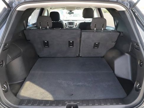 Used 2019 Chevrolet Equinox LT image 8
