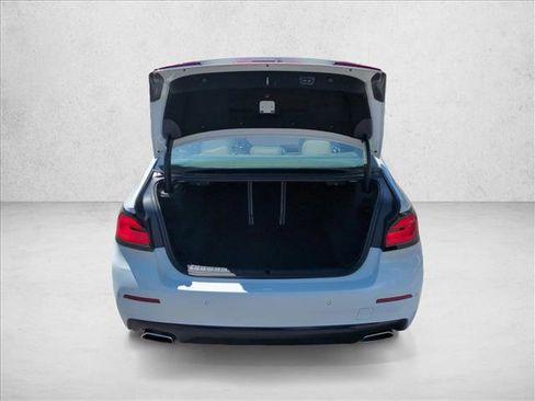 Used 2023 BMW 530i w/ Convenience Package image 7