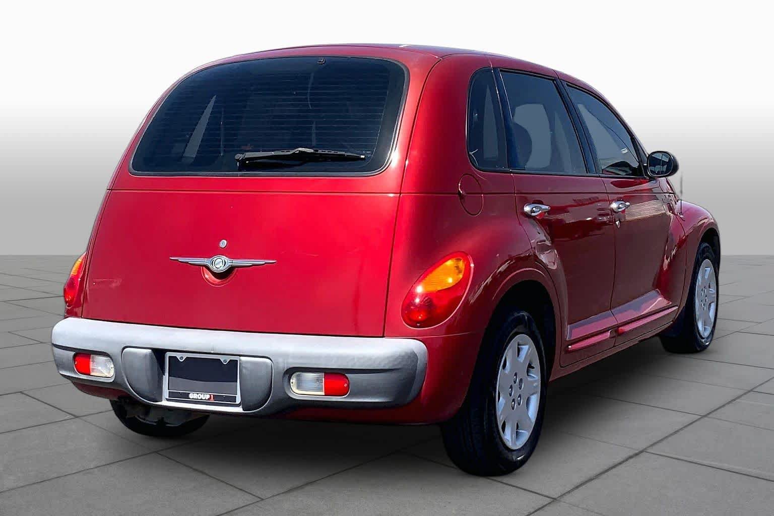 Used 2002 Chrysler PT Cruiser FWD image 12