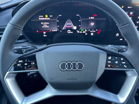New 2025 Audi Q5 Premium image 23