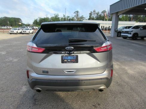 Used 2022 Ford Edge Titanium AWD/4WD image 4