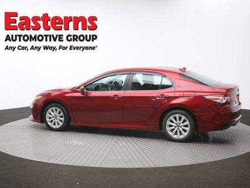 Used 2019 Toyota Camry LE FWD image 59