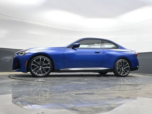 Used 2024 BMW 230i Coupe w/ M Sport Package image 31