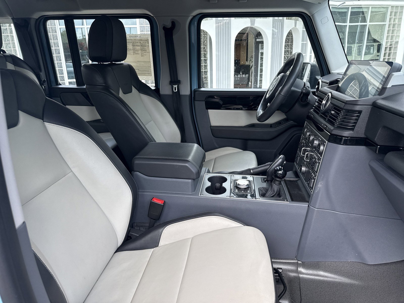 Used 2024 INEOS Grenadier Station Wagon AWD/4WD image 31