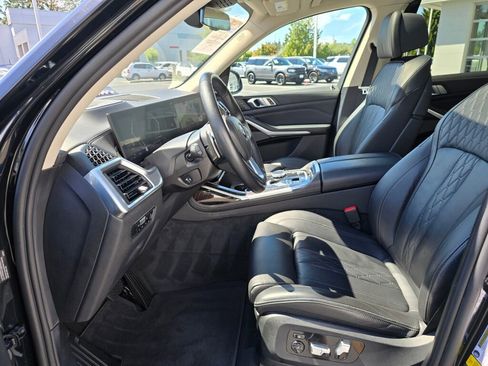Used 2023 BMW X7 xDrive40i image 23