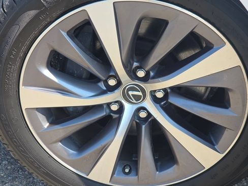 Used 2018 Lexus LS 500 AWD image 20