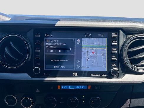 Used 2023 Toyota Tacoma TRD Pro AWD/4WD image 15