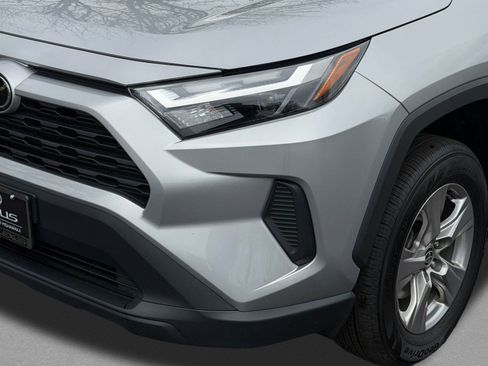 Used 2023 Toyota RAV4 XLE image 10