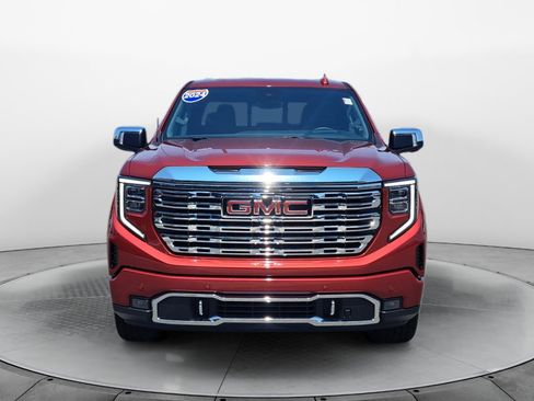 Used 2024 GMC Sierra 1500 Denali w/ Denali Reserve Package AWD/4WD image 2