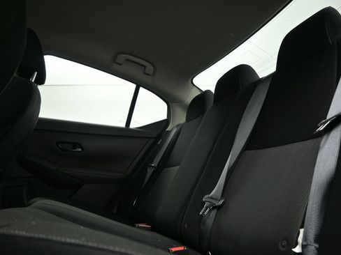 Used 2025 Nissan Sentra SV w/ All-Weather Package FWD image 14