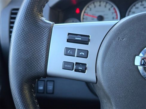 Used 2013 Nissan Frontier PRO-4X w/ Pro-4x Luxury Pkg image 59