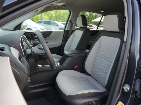 Used 2022 Chevrolet Equinox LT FWD image 12