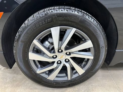 Certified 2023 Chevrolet Equinox Premier w/ LPO, Floor Liner Package image 37