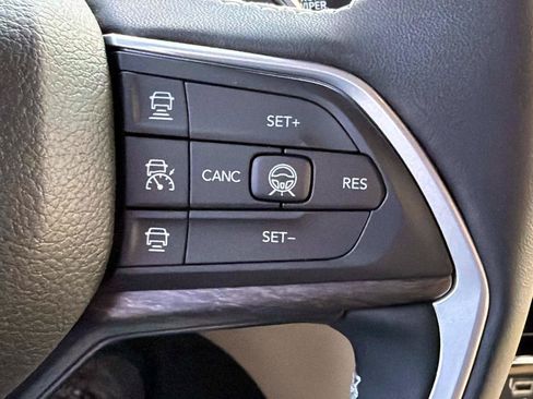 New 2027 Jeep Grand Cherokee L Limited AWD/4WD image 13