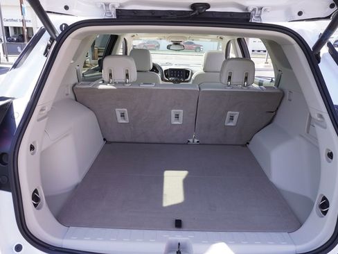 Used 2020 GMC Terrain Denali w/ Denali Premium Package image 8