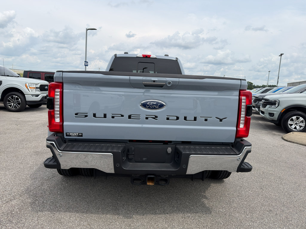 Used 2024 Ford F350 Lariat w/ Lariat Ultimate Package AWD/4WD image 6
