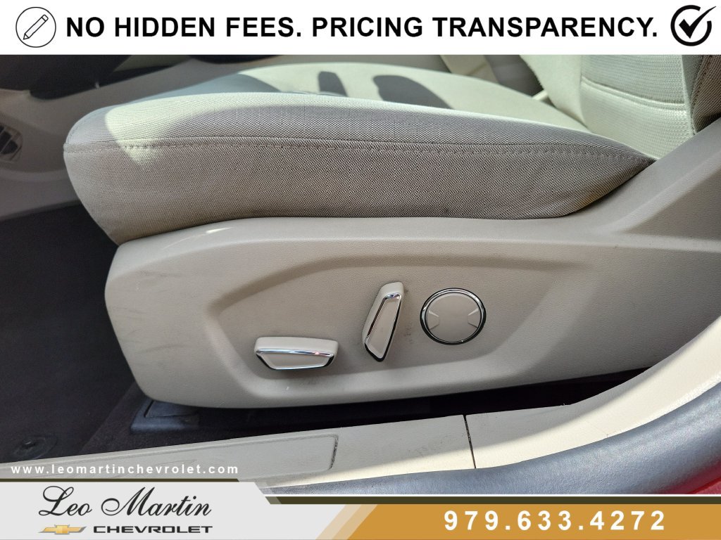 Used 2019 Ford Fusion SE FWD image 14