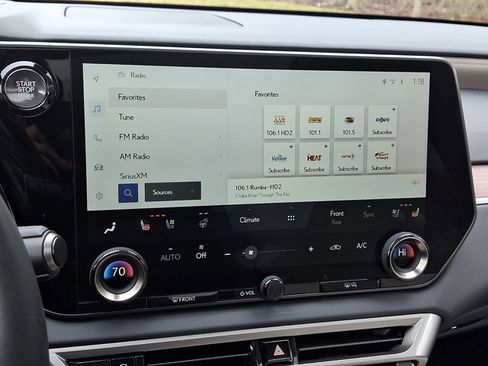 Used 2023 Lexus RX 350 AWD w/ Accessory Package image 17