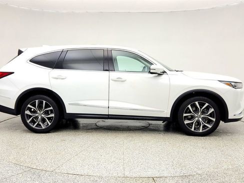 Used 2023 Acura MDX SH-AWD w/ Technology Package image 4