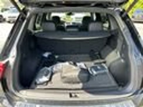 Used 2024 Volkswagen Tiguan SEL R-Line AWD/4WD image 16