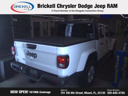 Used 2020 Jeep Gladiator Sport w/ Quick Order Package 24S AWD/4WD image 3