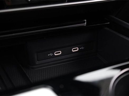 New 2026 Volkswagen Atlas Cross Sport SE image 16