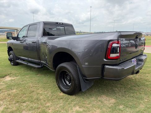 Used 2024 RAM 3500 Laramie w/ Night Edition AWD/4WD image 9