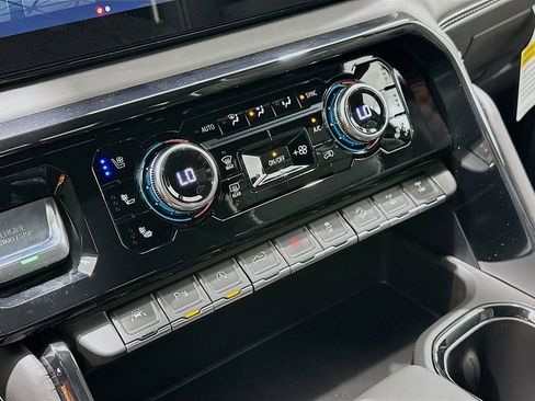 New 2026 GMC Sierra 1500 AT4X AWD/4WD image 16