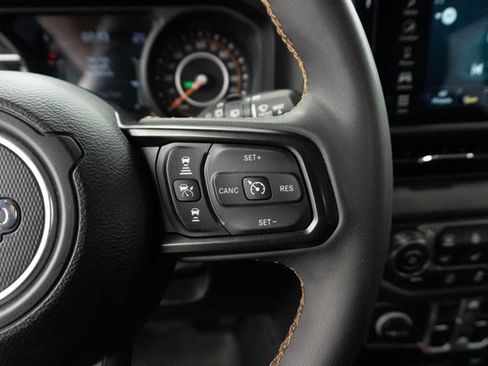 Used 2024 Jeep Wrangler Unlimited Sport AWD/4WD image 16