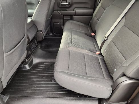 Used 2025 Chevrolet Silverado 2500 Custom w/ Custom Value Package image 6