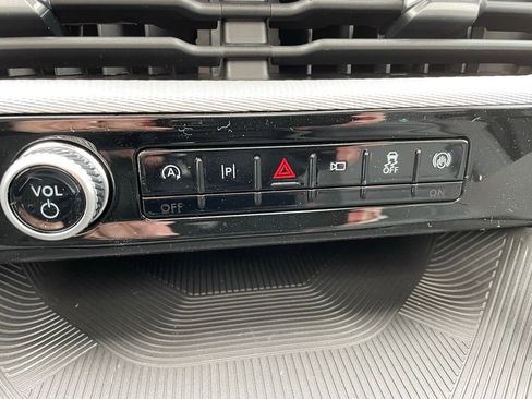 New 2026 Ford Explorer Active w/ Active Comfort Package AWD/4WD image 11
