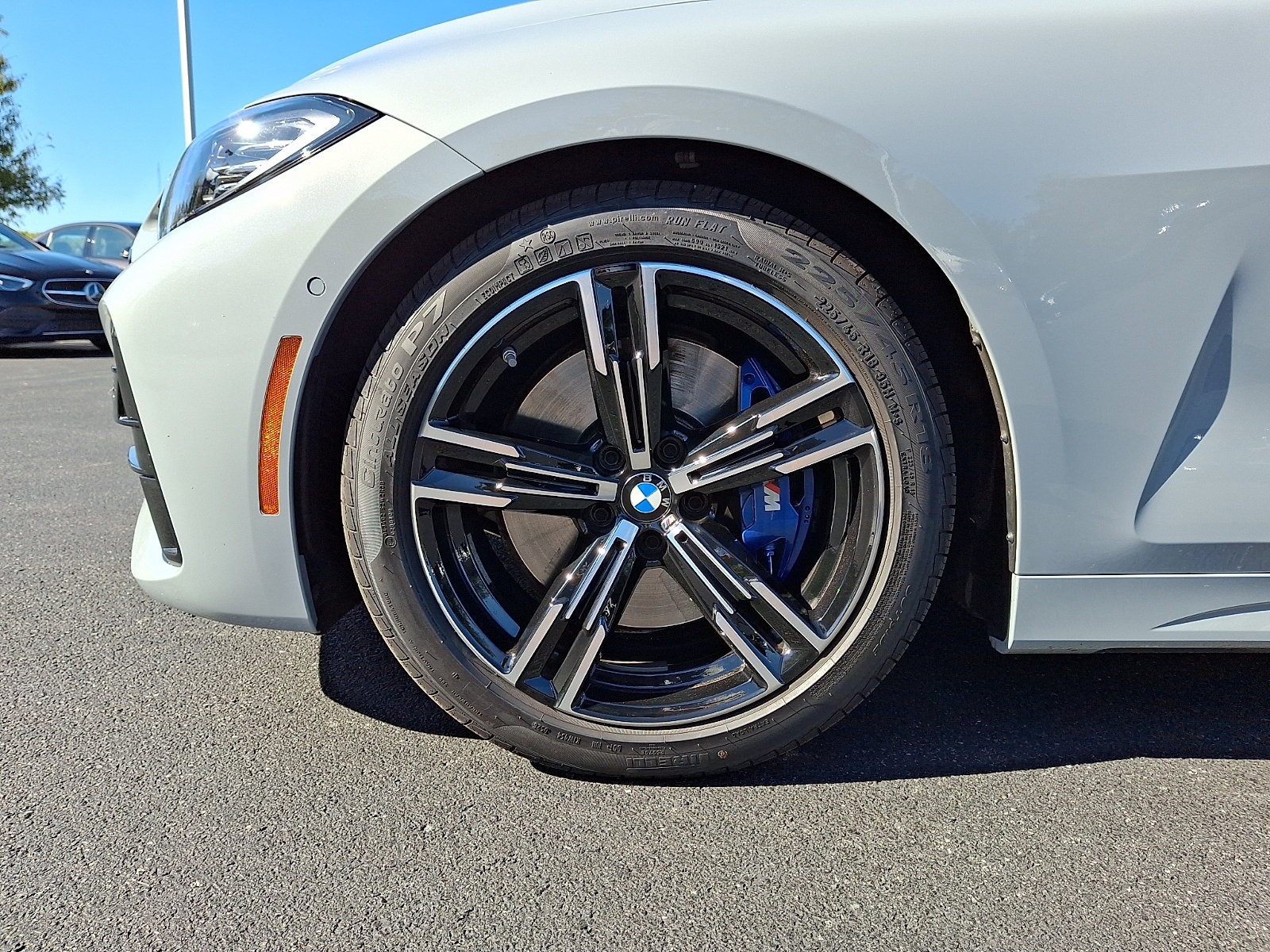 Used 2022 BMW M440i Convertible RWD image 12