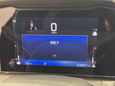Used 2025 Chevrolet Trax ACTIV w/ Driver Confidence Package FWD image 21
