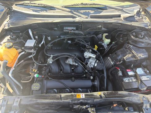 Used 2003 Ford Escape Limited AWD/4WD image 37