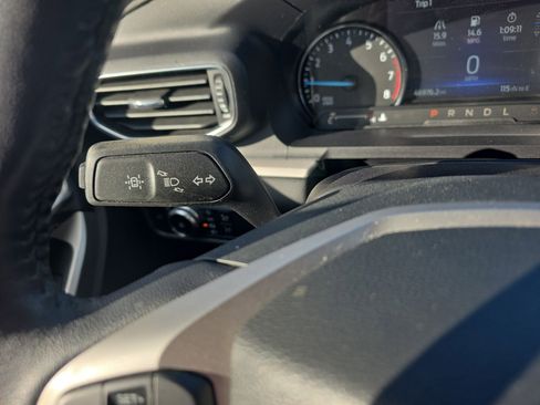 Certified 2022 Ford Explorer XLT w/ Equipment Group 202A image 32